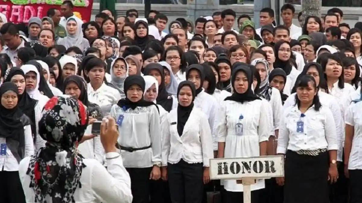 Pemprov Jateng Pasang Badan untuk Tenaga Honorer, Tegas!