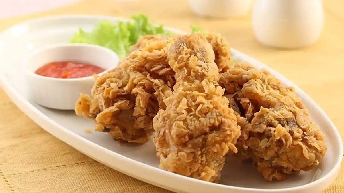 Resep Rahasia KFC, Membuat Ayam Goreng Tepung Tetap Keriting dan Renyah Seharian