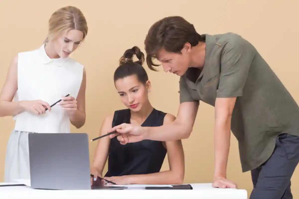 ZODIAK KARIER BESOK Ramalan Bintang Selasa 24 November 2020: Taurus Keputusan, Sagitarius Hati-hati