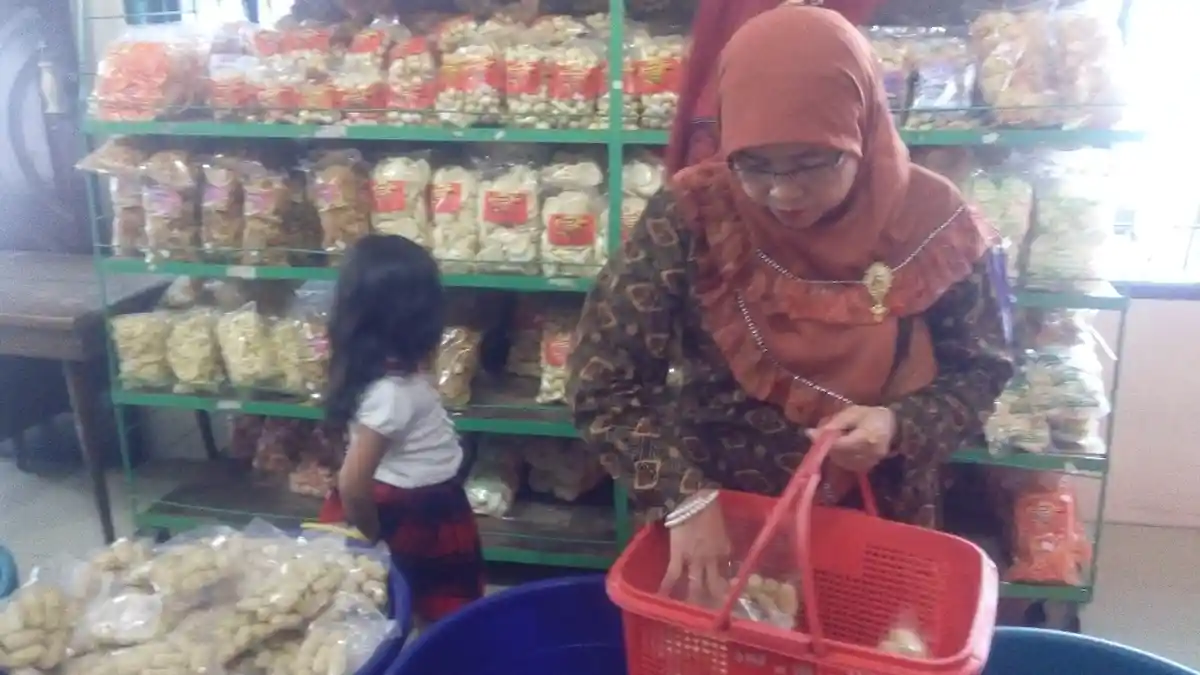 Aneka Olahan Ubi dan Jengkol Jadi Keripik untuk Oleh-oleh Khas dari Medan