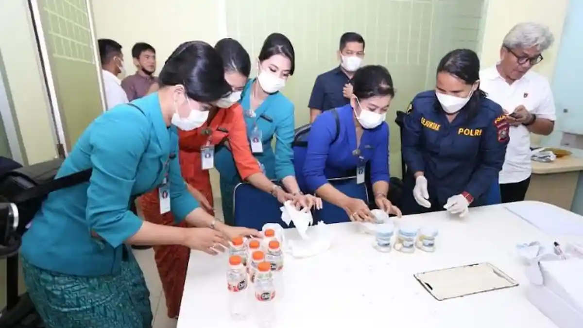 Pramugari dan Pilot Lakukan Tes Urine Mendadak di Bandara Kualanamu, Begini Hasilnya