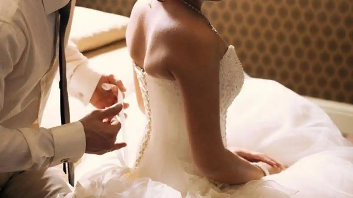 KELAKUAN Ibu Mertua Urus Masalah Ranjang, Ritual Malam Pertama Pengantin Wanita Syok di Kamar