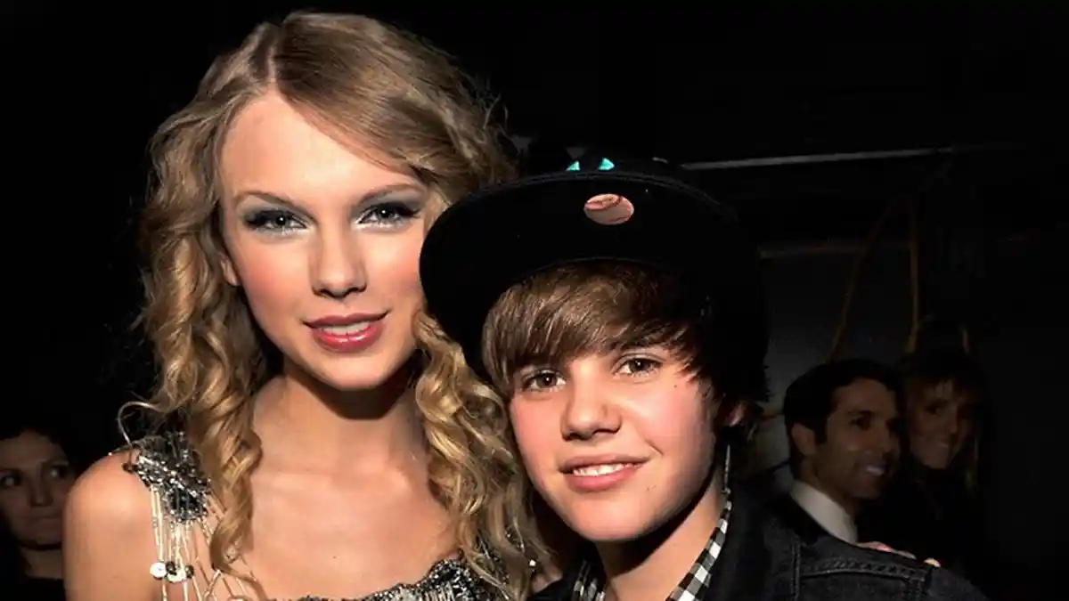 Taylor Swift Bersitegang dengan Scooter Braun, Justin Bieber Bela Sang Manajer