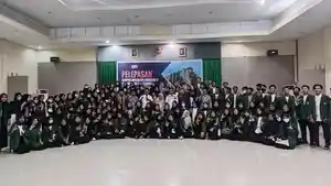 Pelepasan-mahasiswa-Hamzanwadi.jpg
