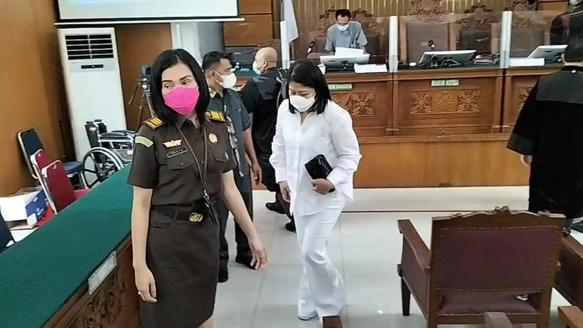 Lolos Hukuman Mati, Putri Candrawathi Divonis 20 Tahun Penjara di Kasus Brigadir J