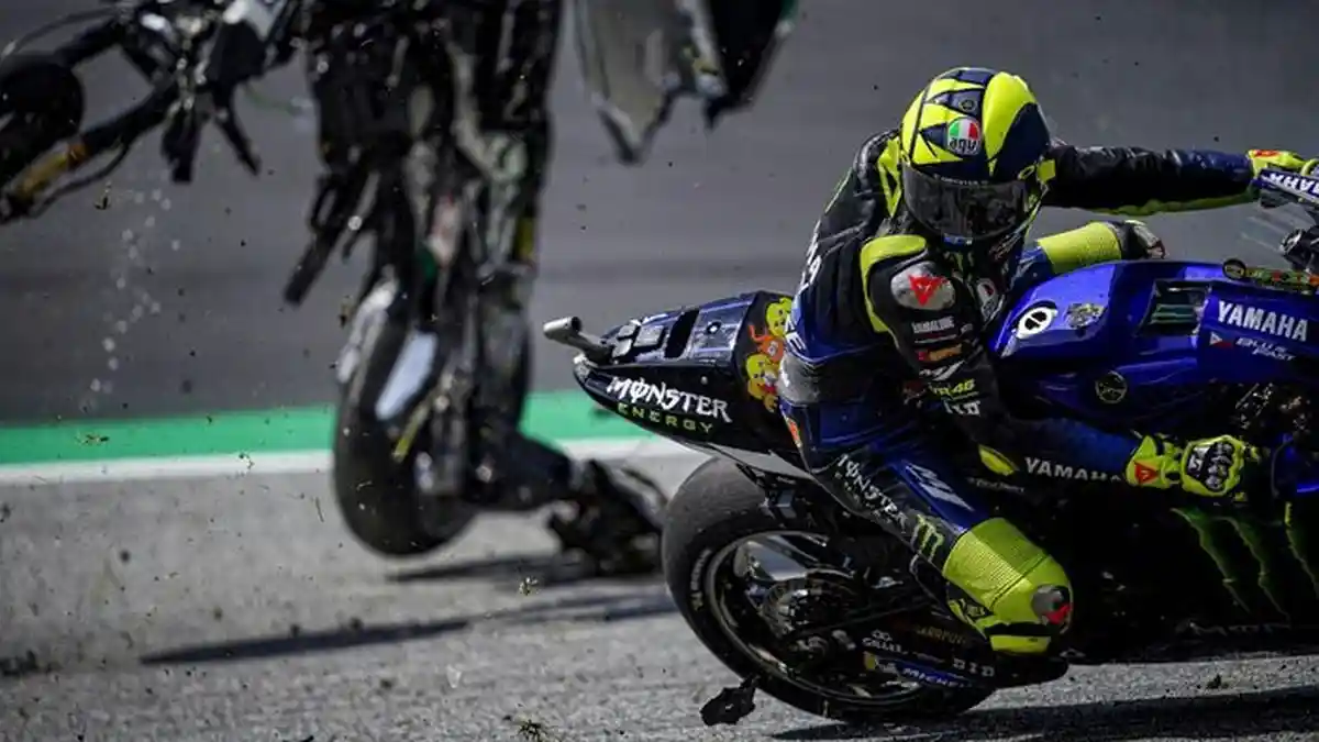 Terhindari dari Maut di MotoGP Austria, Rossi Diselamatkan 'Arwah' Simoncelli, Saksi: Aku Merinding