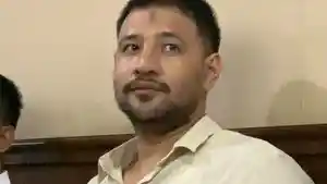 Ammar-Zoni-saat-ini-berada-di-bawah-pengawasan-seorang-dokter-spesialis.jpg