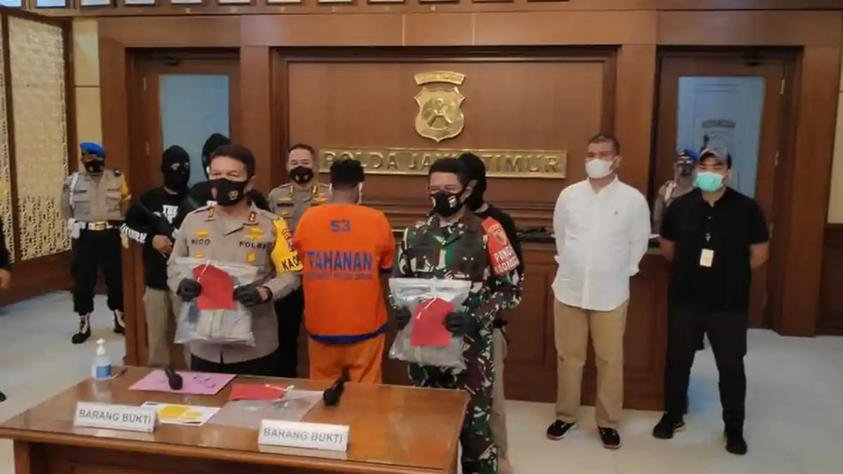 Teriak 'Bunuh', 2 Tersangka Demonstran di Rumah Menkopolhukam Mahfud MD Dijerat 3 Pasal