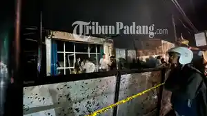 Kota-Padang-Sumatera-Barat-pada-Sabtu-27122025-malam.jpg
