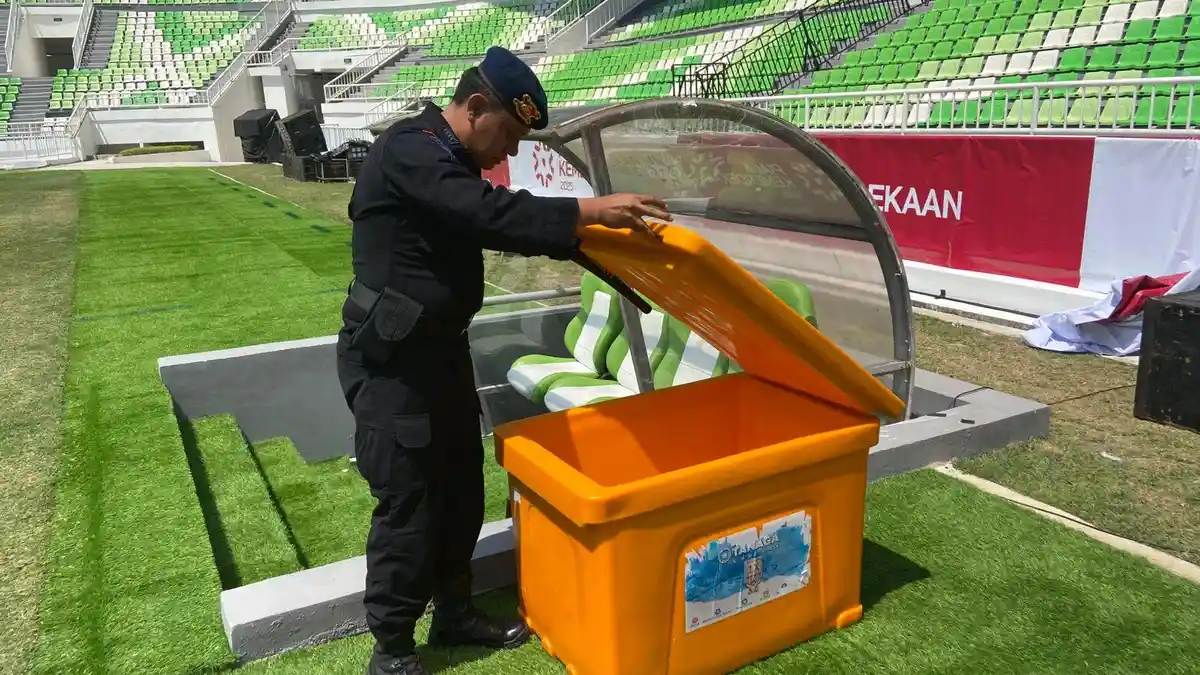 Gegana Brimob Sumut Sterilisasi Stadion Utama Jelang Laga Timnas U-17 Vs Mali
