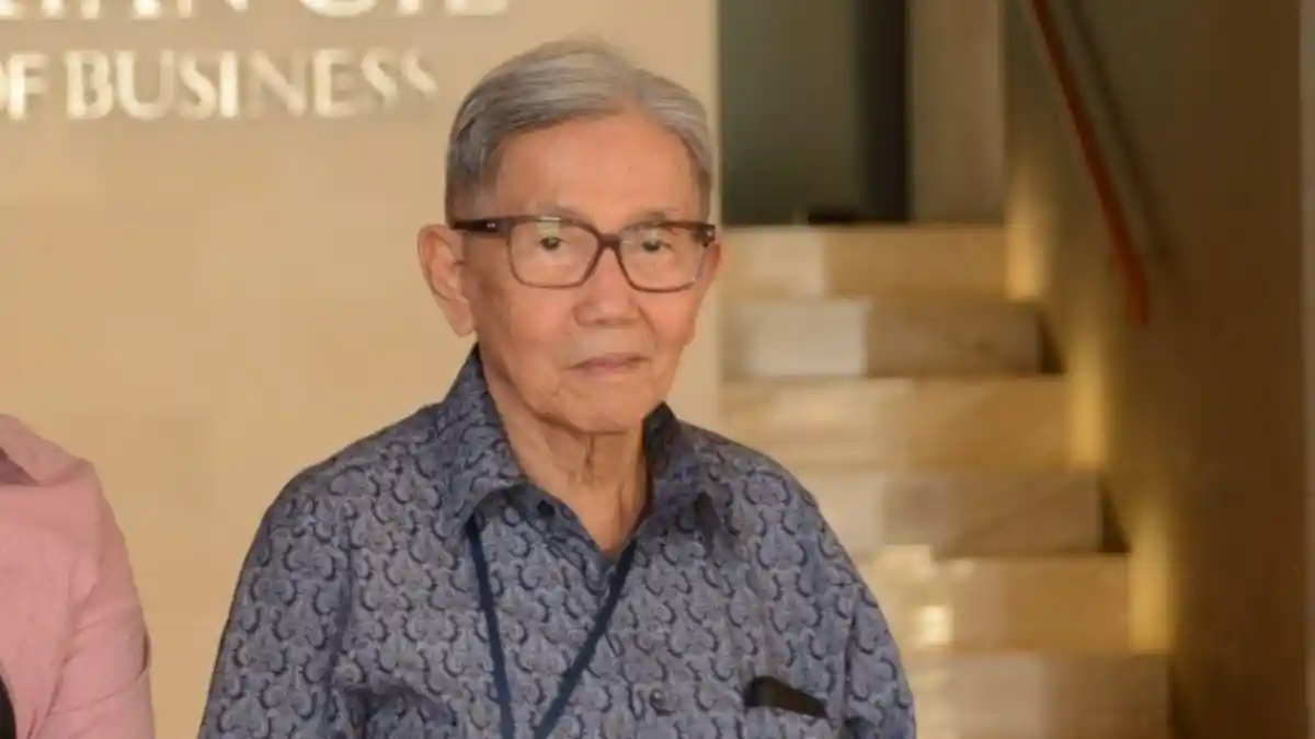 Ganjar Kenang Kwik Kian Gie sebagai Mentor yang Suka Berbagi