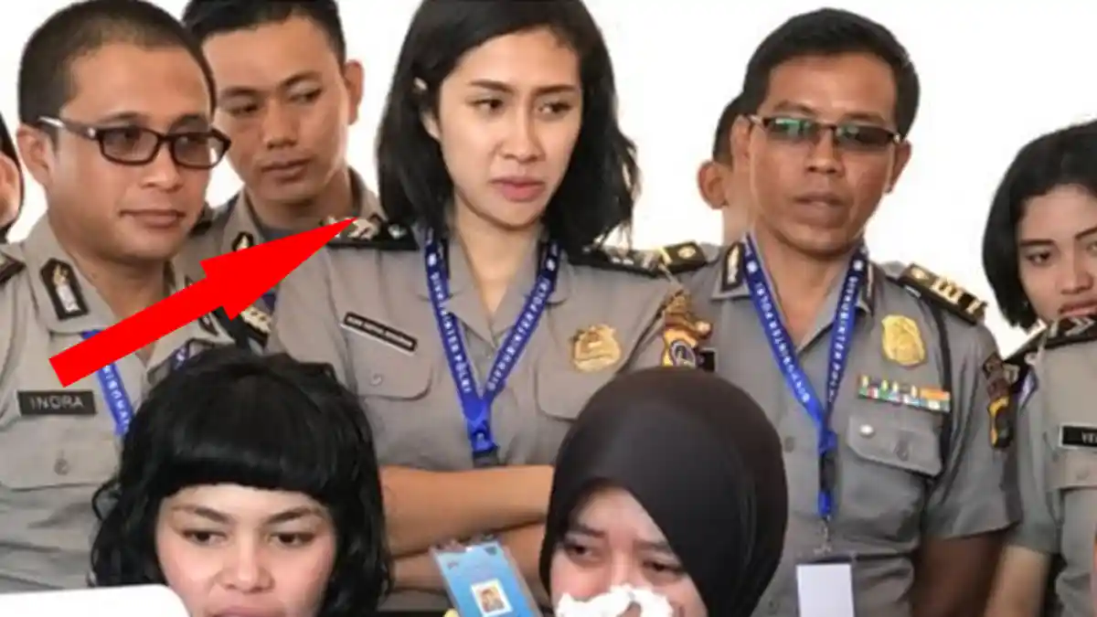 Briptu Dian - Polwan yang Bikin Gagal Fokus di Ijab Kabul 'LDR' Briptu Nova, Begini Fotonya!