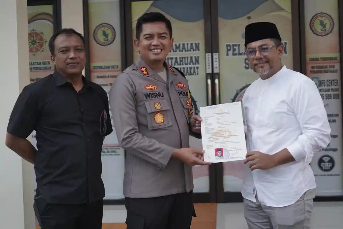 Urus SKCK, Pasangan Gus Haris dan Ra Fahmi Mantapkan Diri di Pilkada Probolinggo 2024