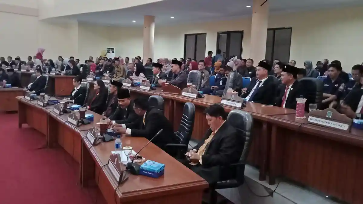 'Masak Guru Tak Lolos, Pemabuk Lolos', Masyarakat Protes Hasil Tes Calon Sangadi