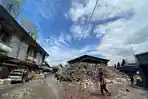 Kondisi-tumpukan-sampah-di-Pasar-Induk-Caringin-Kota-Bandung.jpg