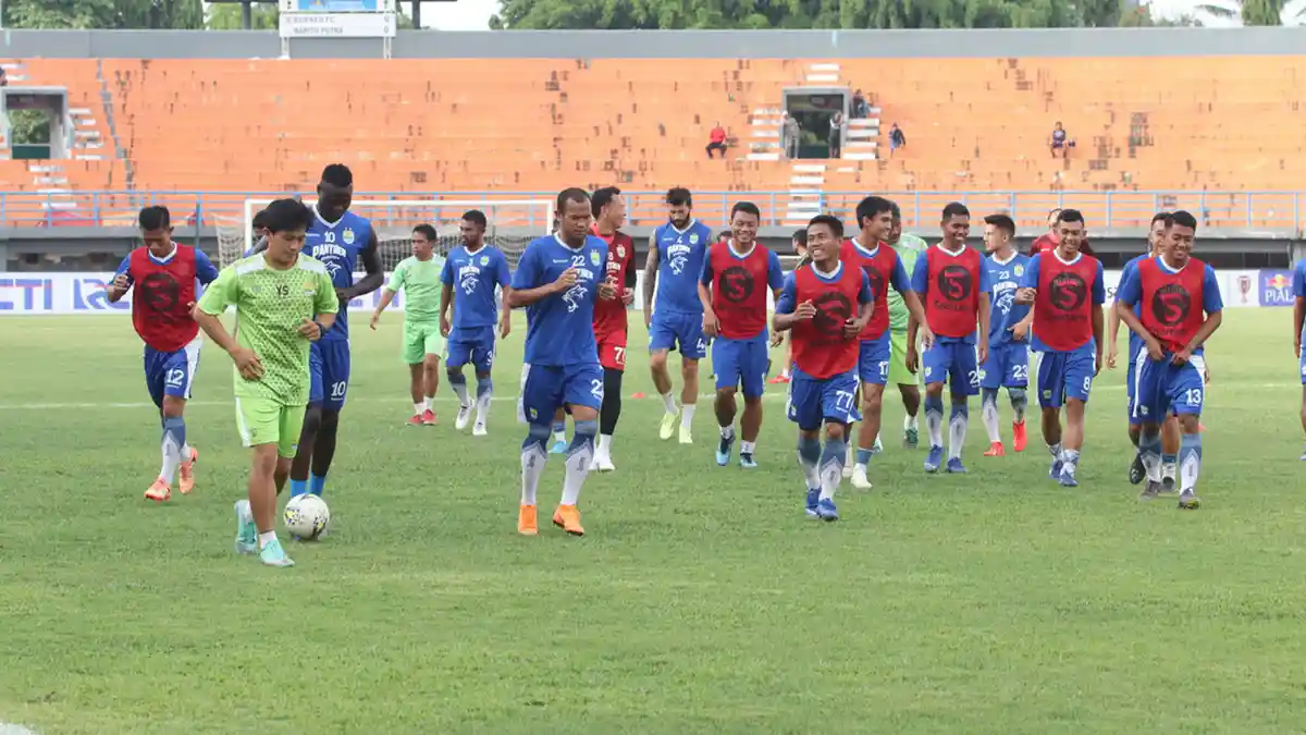 Perampingan Skuat Gemuk Persib Bandung, Siapa Bakal Dipinjamkan ke Klub Lain?