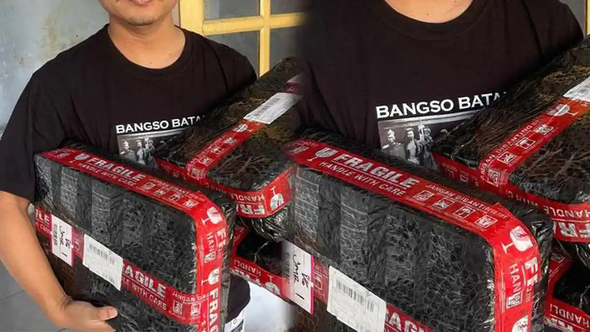 Dikirimi Banyak Paket COD Total Rp20 Juta Bukan Pesanan, Agus Curiga Gegara Konten Sentil Pemerintah