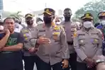 Kapolres-Manokwari-turun-ke-lokasi-pemalangan-jalan-Yos-Soedarso-Kabupaten-Manokwari-P.jpg