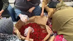 Operasi-pasar-cabai-merah-di-pasar-arengka-pekanbaru.jpg