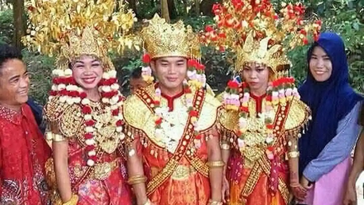 Petani Asal Sumatera Selatan ini Menikahi 2 Wanita Sekaligus, Apa Rahasia Sukses Dapatkan Dua Istri?
