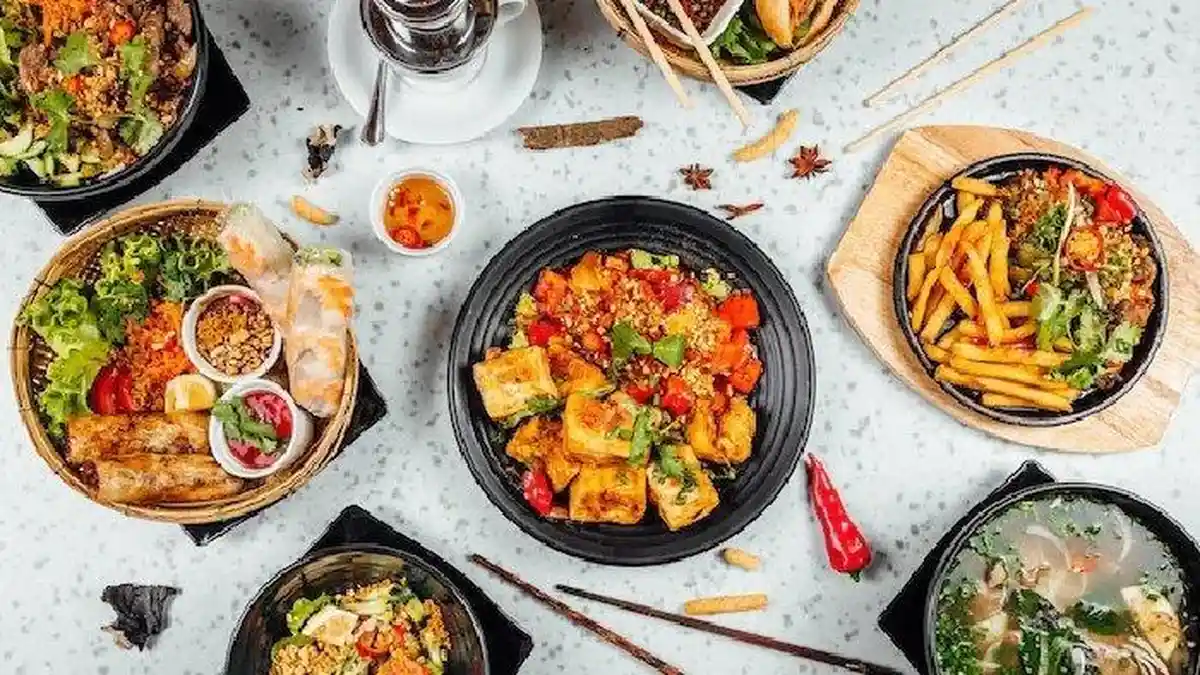 Arti Mimpi Makanan, Mimpi Melihat Banyak Makanan Pertanda Keberuntungan Akan Datang
