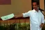 Presiden Terpilih Jokowi Jamin Guru Honorer Jadi PNS