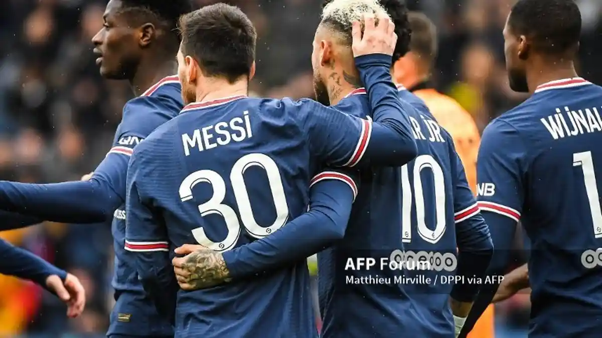 Neymar Tepis Kabar Hengkang Dari Paris Saint-Germain Musim Ini: Saya Ingin Bertahan di Klub