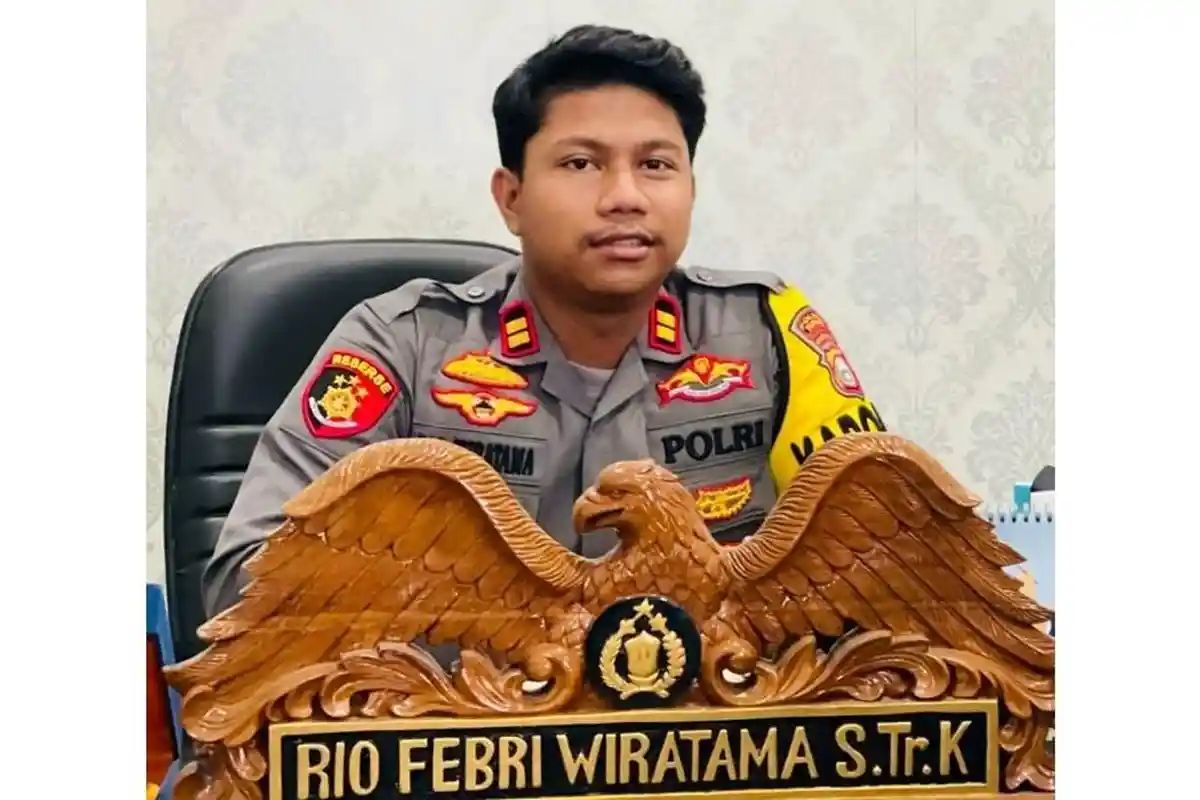 Polisi di Ternate Maluku Utara Gagalkan Penyelundupan 350 Botol Cap Tikus dari Manado