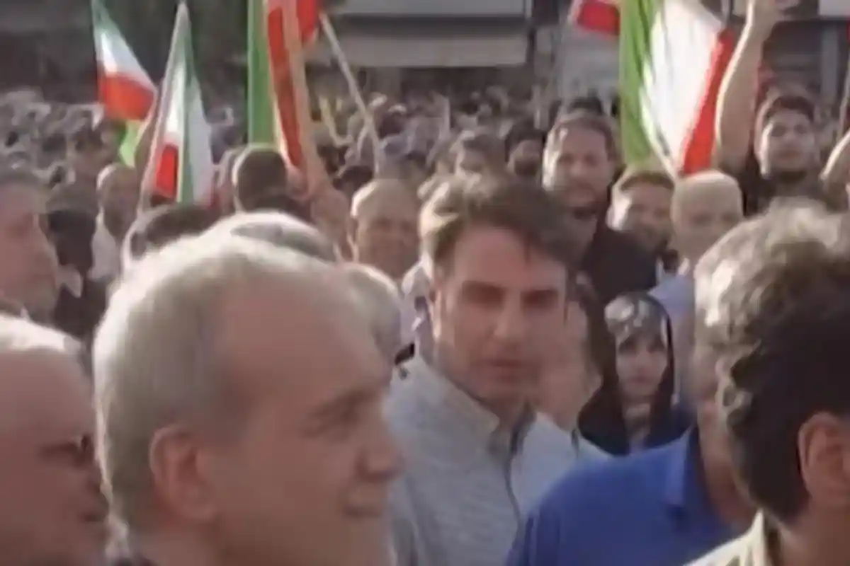 Jeritan Warga Iran Usai Dibombardir AS, Trump Justru Bangga Militer AS Spektakuler Hancurkan Nuklir