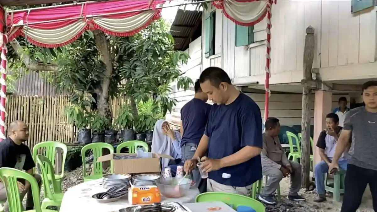 Cerita Asna Harun, Warga Kampung Jawa Gorontalo Siapkan Lebaran Ketupat : Dilarang Tolak Tamu