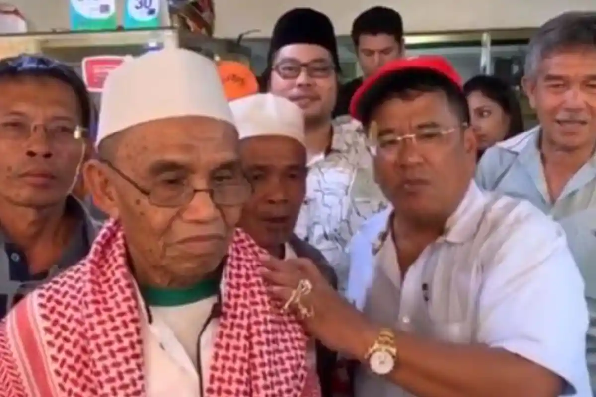 Warga Lombok Lapor Hotman Paris, Sebut Tanahnya Belum Dibayar untuk Bangun Bandara Internasional