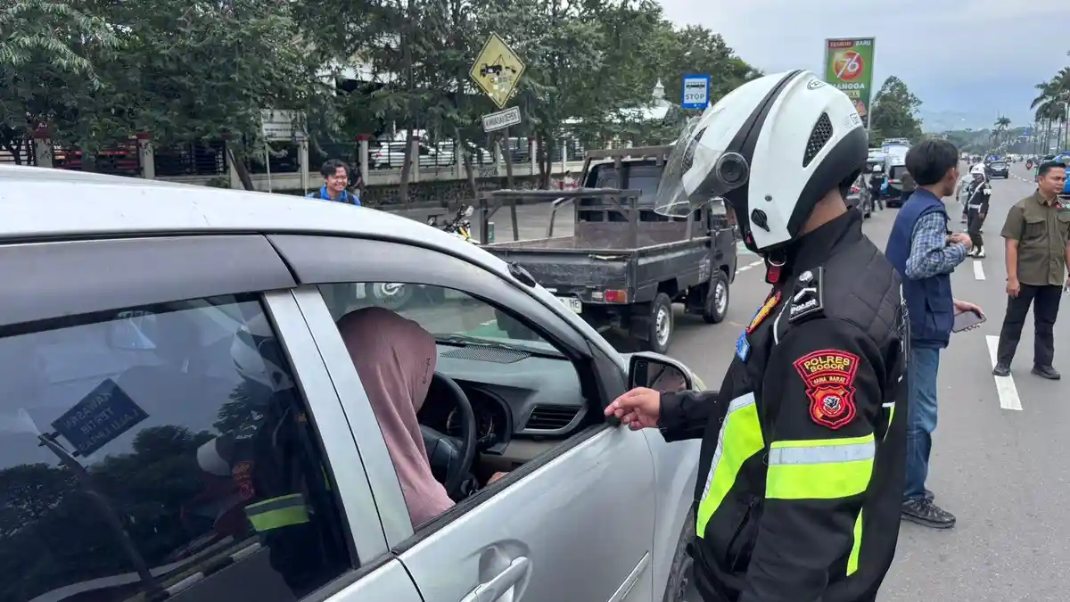 Ada Razia Pajak Kendaraan di Simpang Sentul Bogor, Pengendara Bisa ...