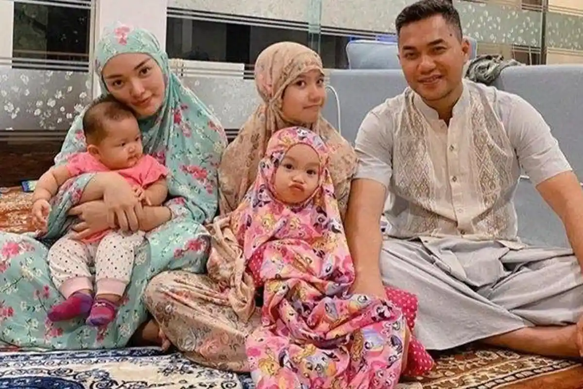 Tak Ingin Arsila Ikuti Jejak Zaskia Gotik, Sirajuddin Mahmud Ingin Putrinya Jadi Dokter