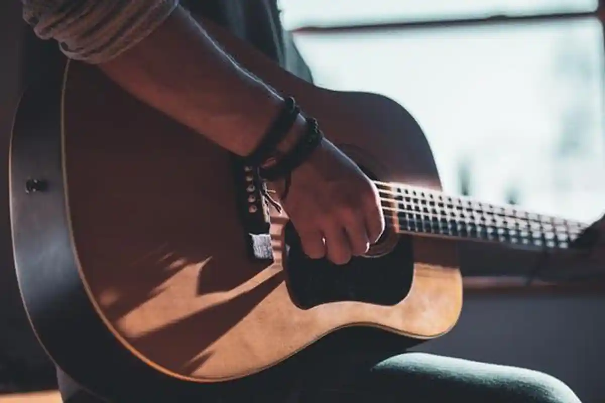 Chord Gitar dan Lirik Lagu Tanpamu - Tetty Kadi, Tanpamu Apa Artinya