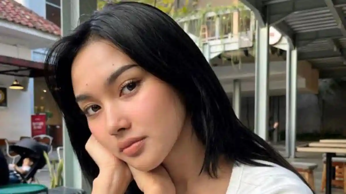 Perjalanan Penyanyi Shakira Jasmine Asal Cimahi Menuju Mancanegara: Bulan dan Bintang di Senar Gitar