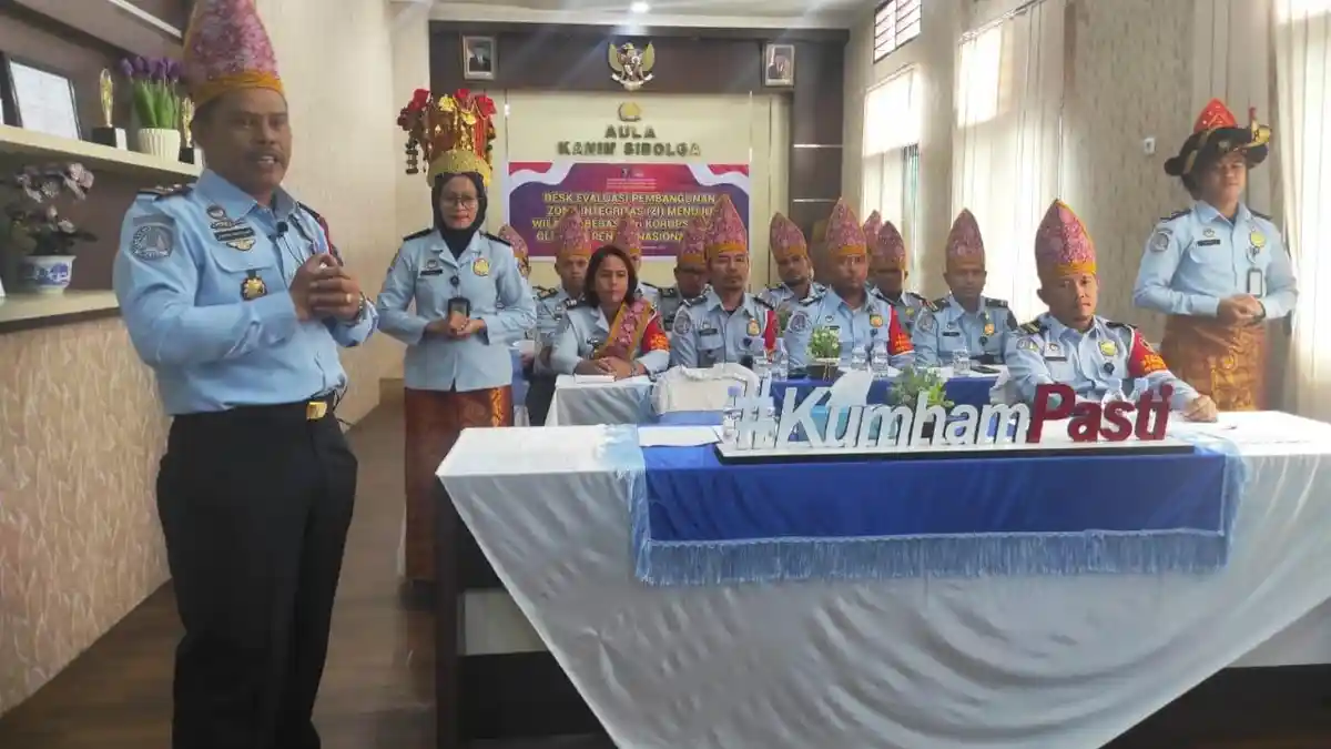 Tampil Semangat Menuju Predikat WBK, Imigrasi Sibolga Ikuti Desk Evaluasi TPN