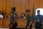 3-oknum-TNI-terdakwa-pembunuhan-kacab-bank-bumn-3.jpg