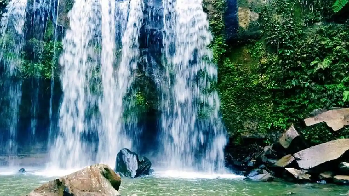 Semalam Mimpi Melihat Air Terjun dan Minum Air? Percaya tak Percaya, Konon Katanya Bakalan Sukses