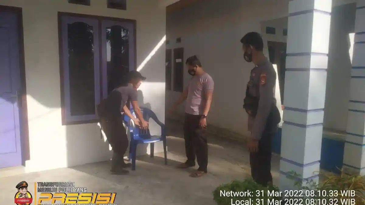 Bayi Perempuan Dibuang di Depan Teras Rumah Warga di Mukomuko