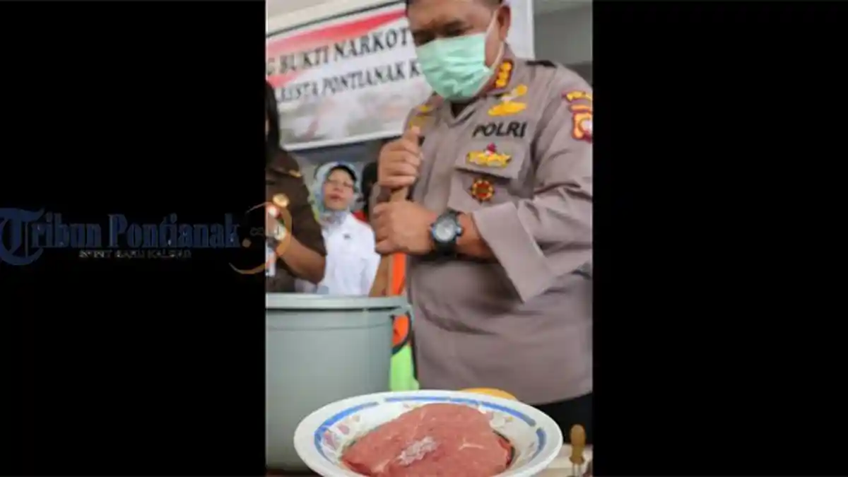 Pemusnahan Barang Bukti 90 Gram Sabu dan 5 Butir Pil Ekstasi - pemusnahan_20180301_210239.jpg