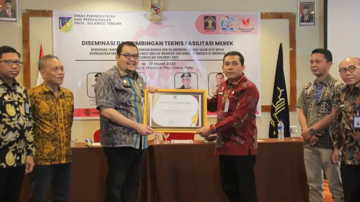 Disperindag dan Kemenkumham Sulteng Dorong Pelaku IKM Daftarkan Merek via Diseminasi dan Bimtek