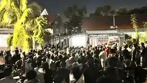 nobar-film-pesta-babi.jpg
