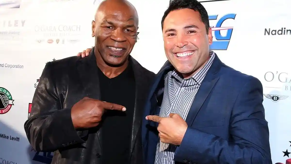 Jadwal Tinju Dunia Oscar De La Hoya, Mike Tyson vs Evander Holyfield, Digelar Pertengahan 2021