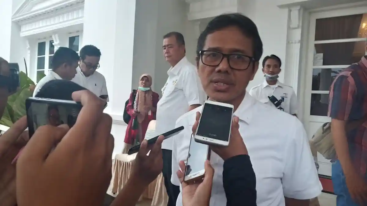 Gubernur Sumbar Minta Rumah Sakit Tidak Langsung Kirim Pasien Gejala Mirip Corona ke RS Rujukan