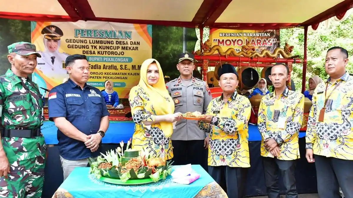 Lumbung Padi dan TK Baru Hadir di Kutorojo, Bupati Pekalongan Fadia: Ini Investasi Masa Depan