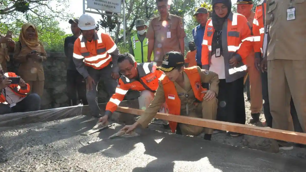Fast Respon Ganjar Pranowo Layani Aduan Warga Jateng, Kurang dari 24 Jam Langsung Ditangani