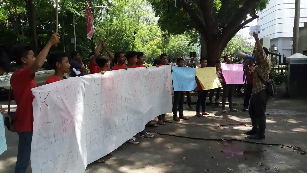 Mahasiswa di Sumatera Utara Protes Kenaikan Tarif Air