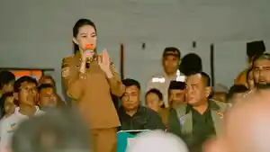 halsel-banjir-sherly-laos.jpg