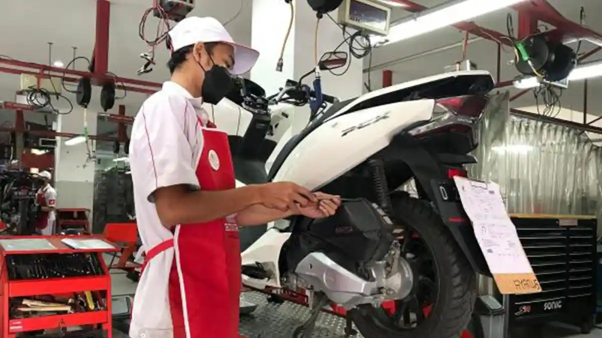 Sambut Lebaran, Honda Semangat Berbagi Berkah di AHASS