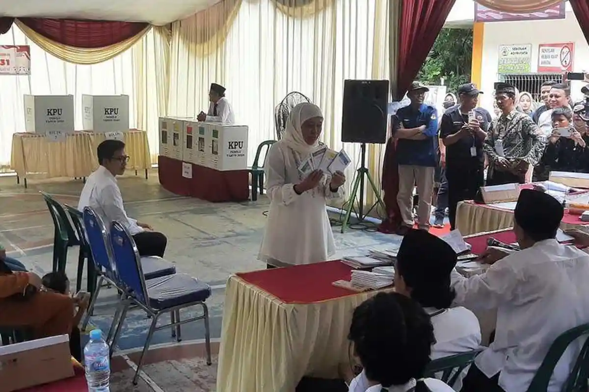 Ganjar-Mahfud MD Tumbang di TPS Khofifah